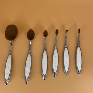 Artis Elite Mirror Five Brush Set + Elite Oval 8